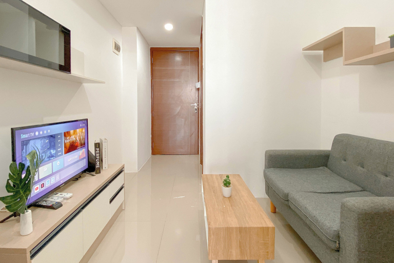 Living area 4, Simple Look 1Br At Apartment Vittoria Residence, Jakarta Barat