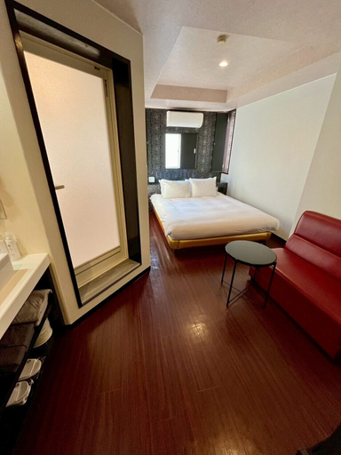 Bedroom 3, Hotel RIO Shinjuku, Shinjuku