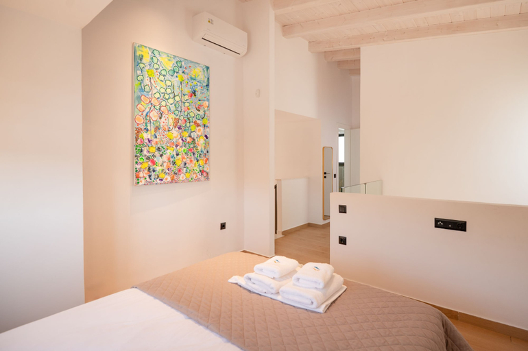 Room 2, Olive Grove Panorama Suite Pende, Central Macedonia