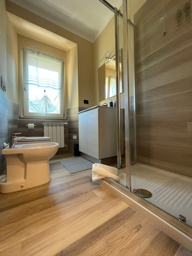 Bathroom 2, Casa Alone, Brescia