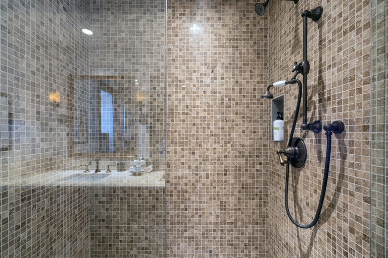Bathroom 5, Palmyra Vista Penthouse, San Miguel
