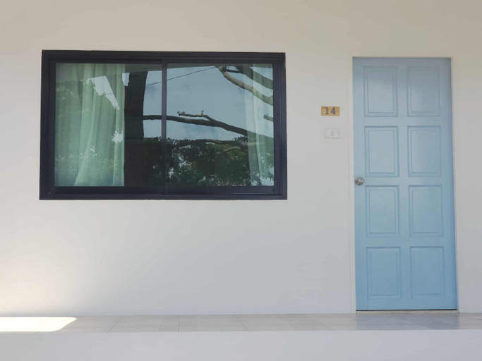 Others 4, Benjaporn Bungalow, Koh Si Chang