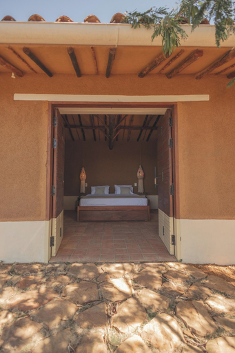 Exterior 2, Hotel Ambil, Villanueva