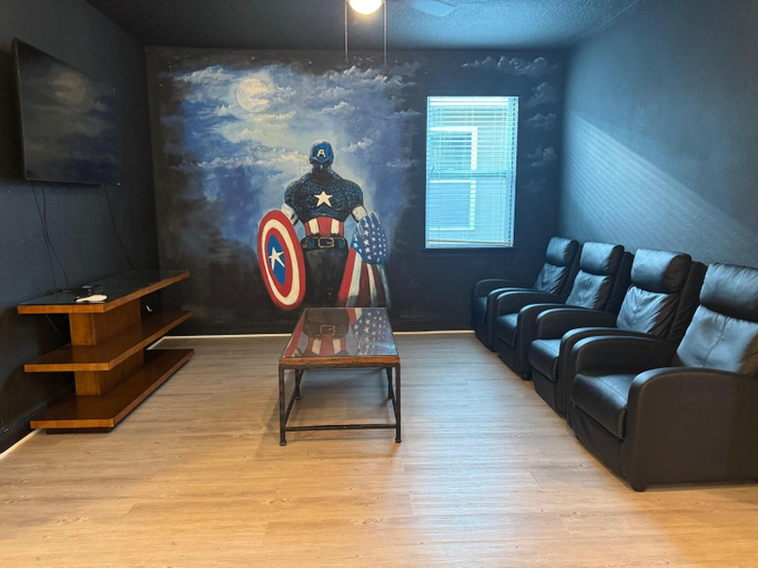 Interior 3, 7613-8-bl-only 10 Minutes From Disney, Osceola