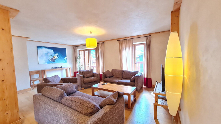 Living room 2, Alpine Comfort Ski Slopes, Isère