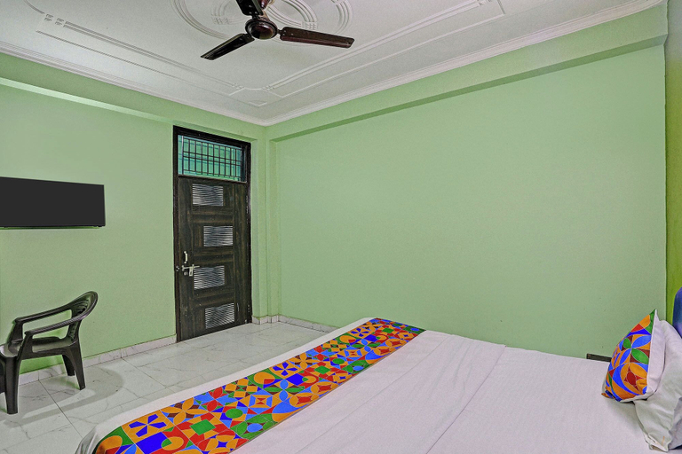 Room 3, Fabhotel Akki Residency 66, Gautam Buddha Nagar
