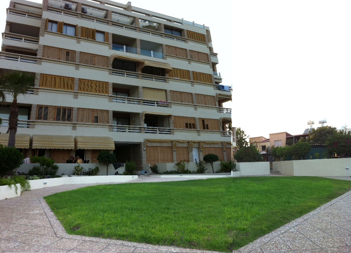 Room 2, Mackenzie Beachfront Suite, Larnaca