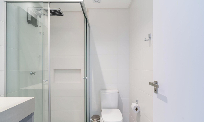 Bathroom, Relaxing and Complete Stay in a Building With Pool VPD, Florianopolis