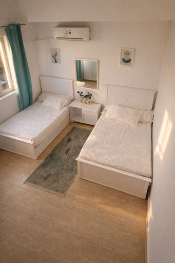 Bedroom 2, Cozy Chalet With Stunning View, 'Ataqah