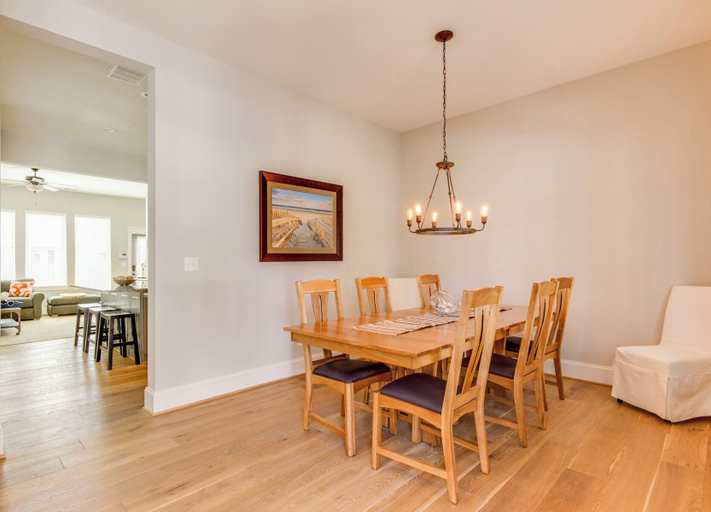 Interior 1, 408a The Boardwalk House, Virginia Beach