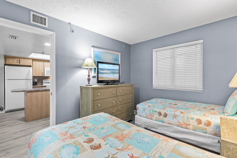 Interior 2, Oceania Beach Club 207, Volusia