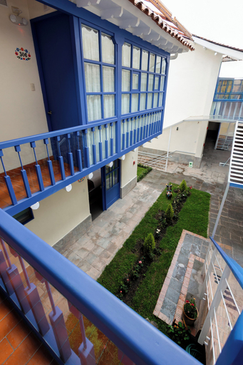 Staircase, 7 Toritos Boutique Hotel, Cusco