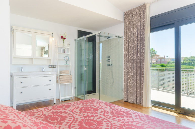 Others 3, La Primera - Villa With Private Pool In Sa Torre, Baleares