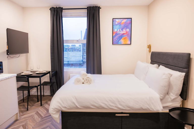 Exterior 4, Modern Studio in Central London, London