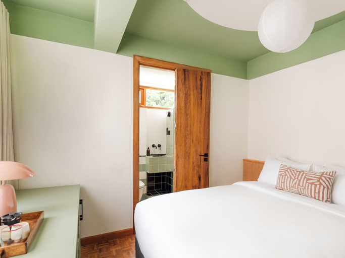 Room 4, Céline & Lolo, Dagoretti North