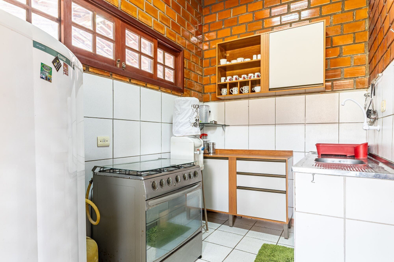 Private kitchen 2, Casa 3Qt-Piscina no Cond.-Churrasq SH136, Gravatá