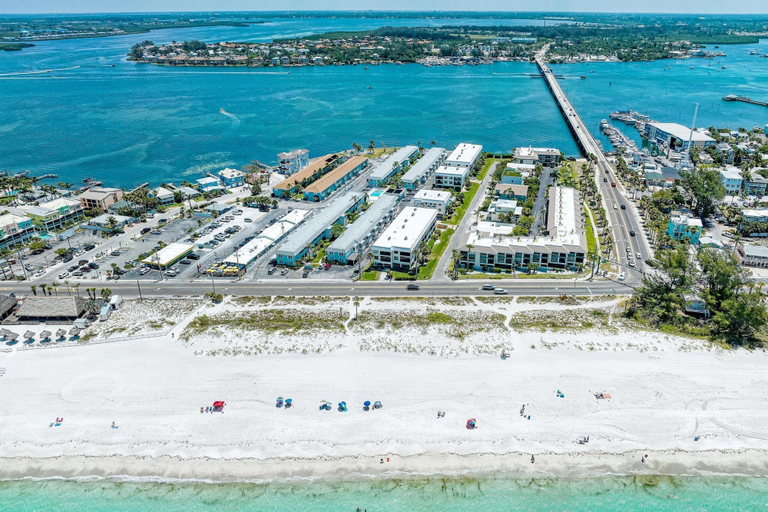 Others 3, Anna Maria Island Beach Sands 202-private Beach Access-heated Pool, Manatee