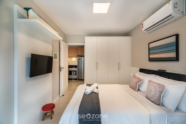 Bedroom, Apto moderno e confortável 190m da praia JSR112, Florianopolis