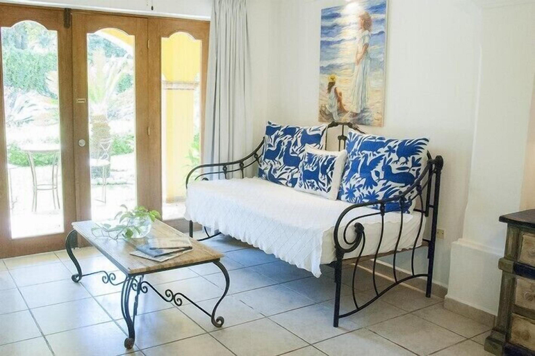 Bedroom 3, El Encanto Inn & Suites, La Paz