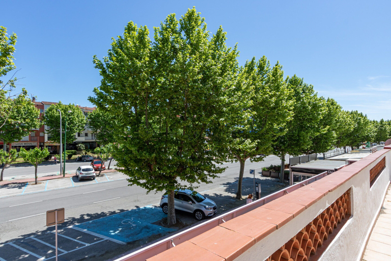 Exterior 2, Apartment in Empuriabrava Near Sandy Beach, Girona