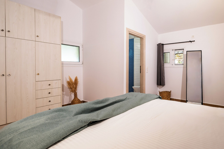 Room 2, Destiny s Village II, Ionian Islands