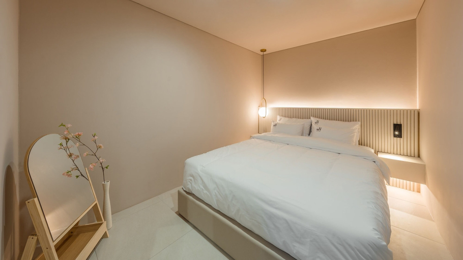 Bedroom 2, Busan Ji Villard Pension, Suyeong