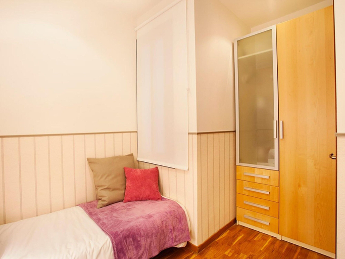 Bedroom 3, Premium apartment in Barcelona, Barcelona