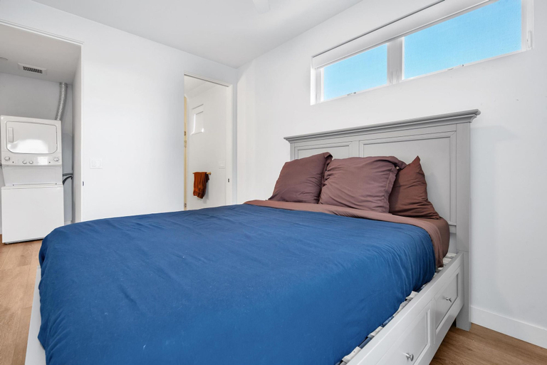 Room 2, Rent Mission Beach 3Br Combo Top 2 Units, San Diego