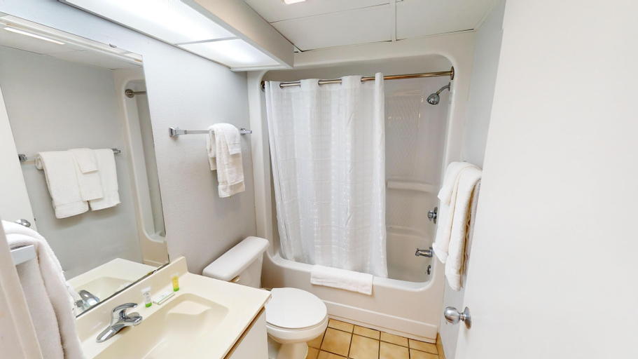 Interior 4, Atlantica 1052, Horry