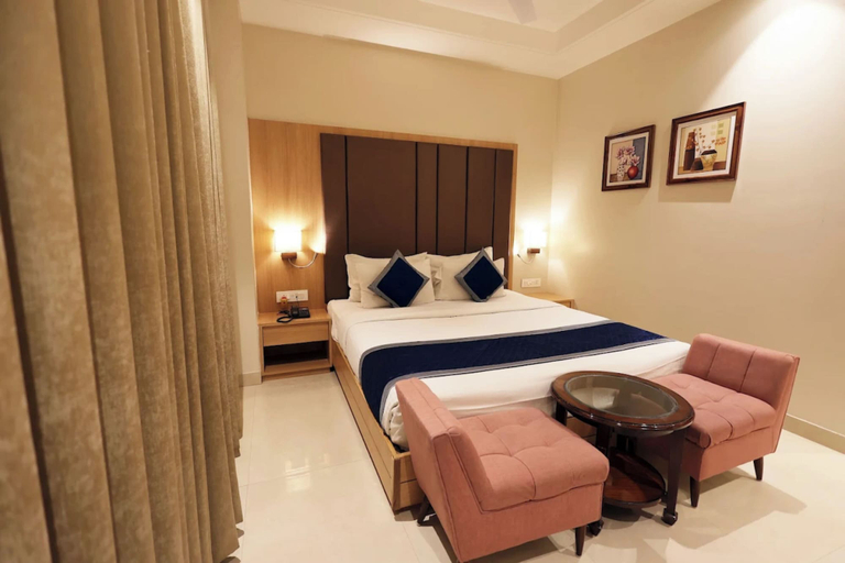 Bedroom 1, Hotel The Elegance Inn Varanasi, Varanasi