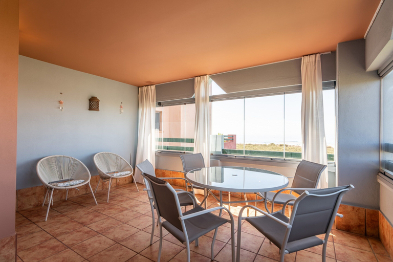 Dining 3, 2-bedroom Apartment With Pool, Huelva