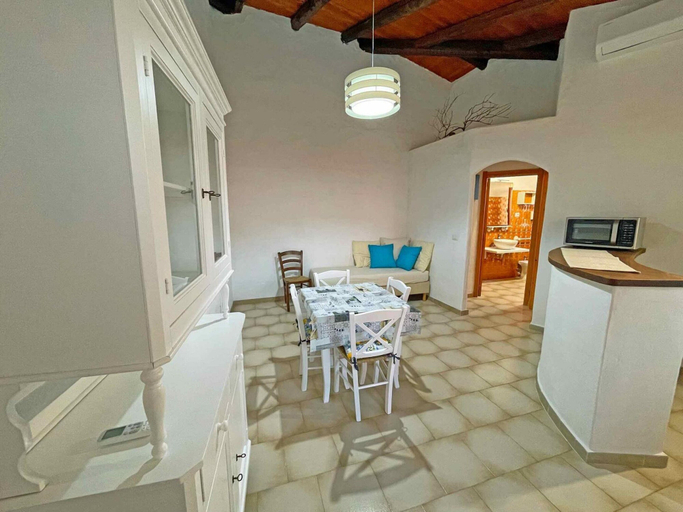 Living room 4, Casa Vacanze con Giardino, Vicino al Mare, Sassari