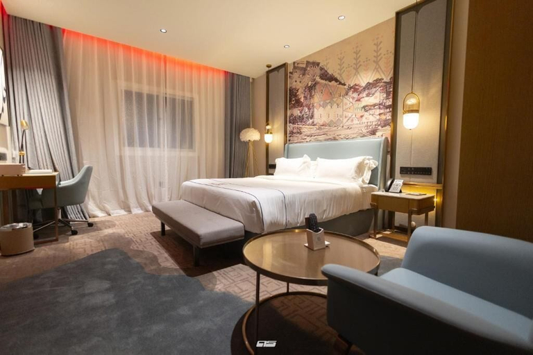 Room 4, Golden New Hotel