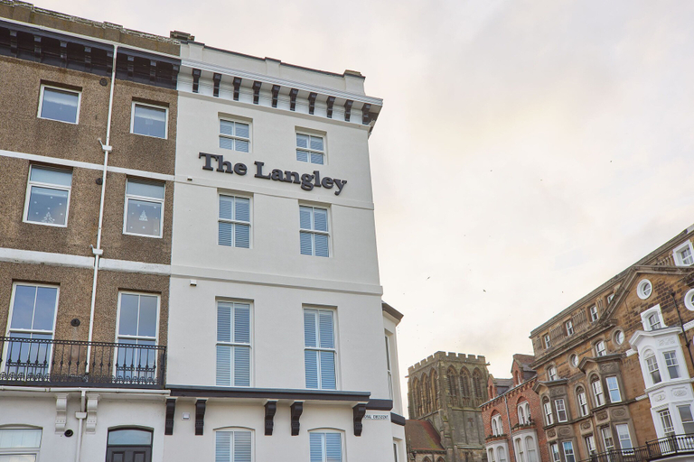Room 3, The Host Stay The Langley Hotel Apartment 2, North Yorkshire