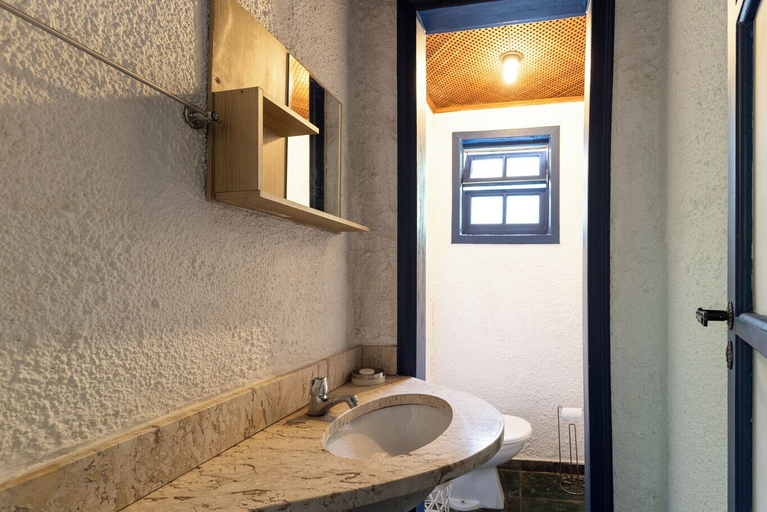 Room 4, Piscina Lareira e Natureza Incr vel - Petr Polis, Petrópolis