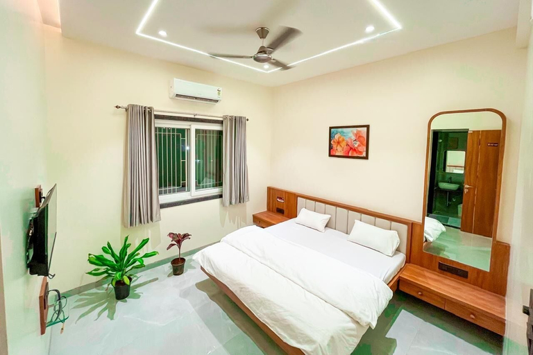 Room, Hotel Govind And Rooms, Aurangabad
