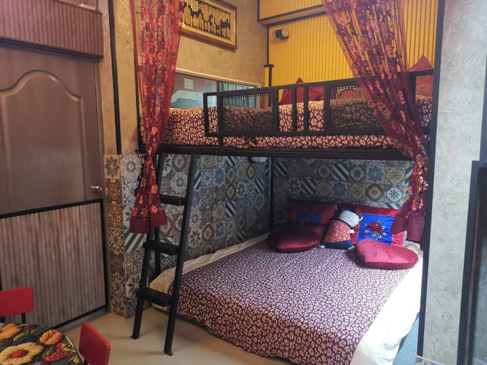 Room 4, Love BKK Hotel, Phra Khanong