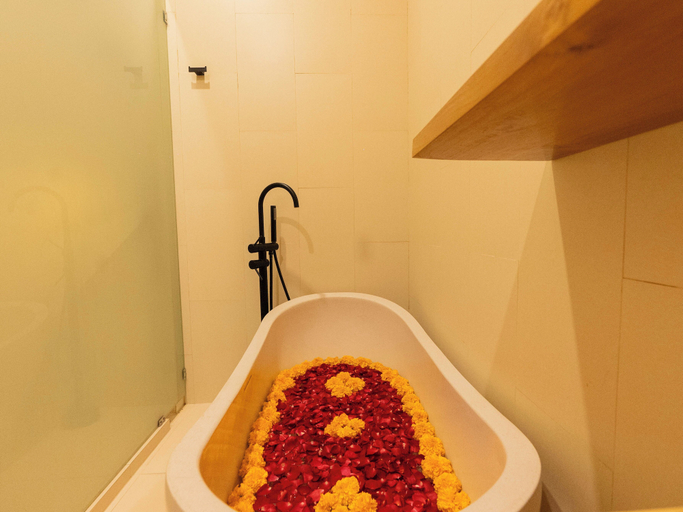 Bathroom 4, La Boutique Lux's Villas Seminyak Bali, Badung