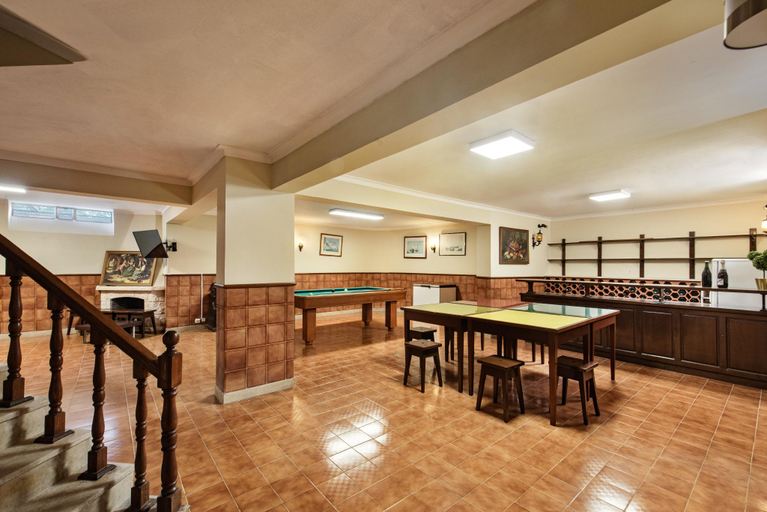Food & Drinks, Private pool villa walking distance to the centre, Loulé