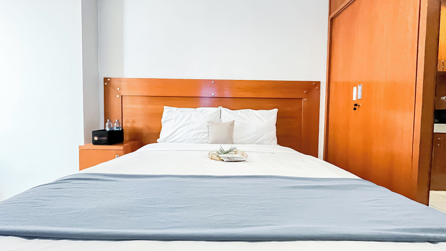 Room 3, Good Living Studio At Cinere Bellevue Suites Apartment, Depok