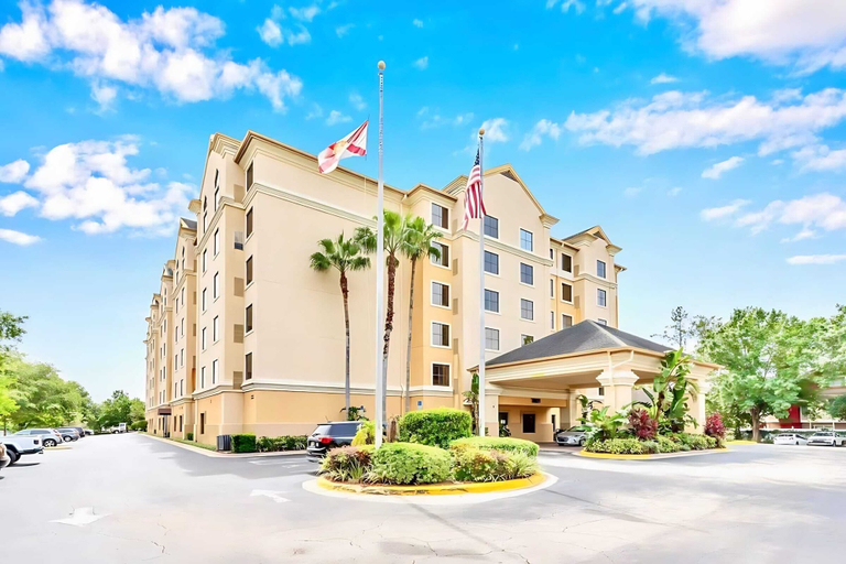Exterior & Views, Inviting 1 Bedroom Apartment w Pool Near Disney, Orange