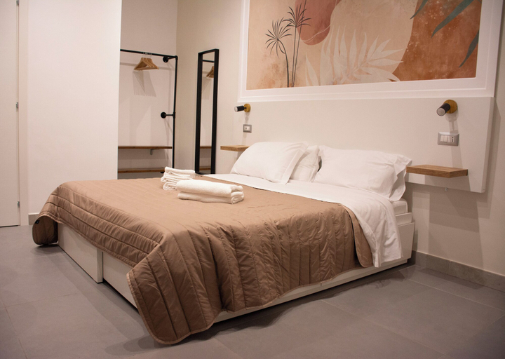 Room 4, Inner Naples 2.0, Napoli