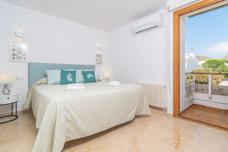Room 5, Ed. Bellveure 2o A - Apartment With Free Wifi, Baleares