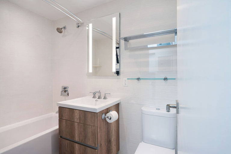 Room 1, Amazing Apartment for 2 1 Bed 1 Bath, New York