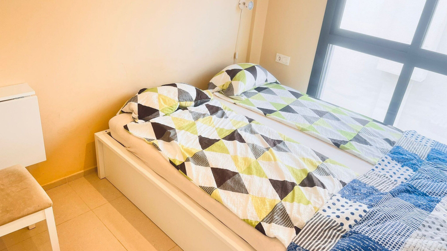 Room 2, Bungalow in Orihuela Costa for 4 Guests, Alicante