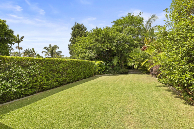 Reception 3, Spacious 3-bed Duplex in Leafy Seaforth, Sydney
