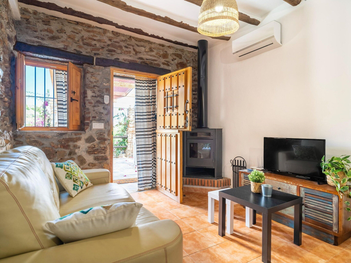 Living room 5, Chalet in Adra With Sea & Mountain Views, Almería
