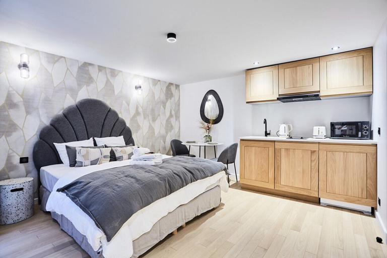 Room 5, New Apartment Centre de Paris Bourse, Paris