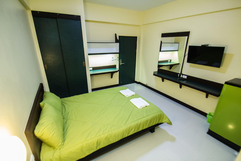 Bedroom 2, Jutha Mansion, Muang Uttaradit