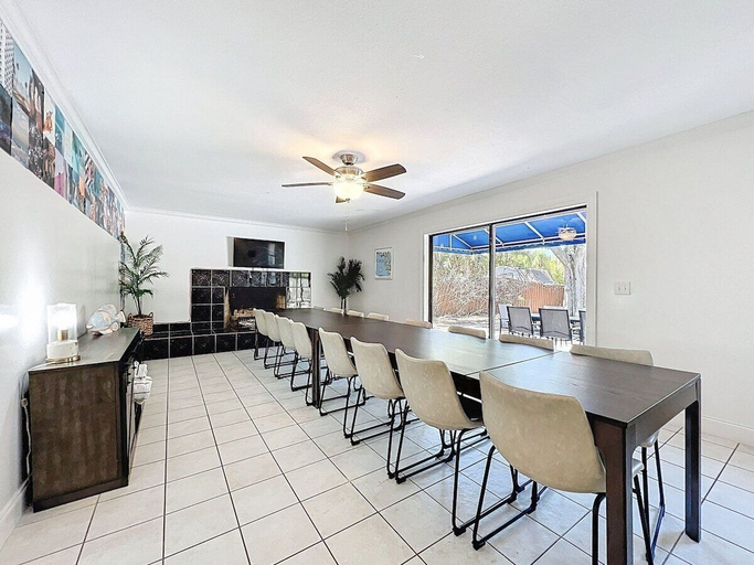 Interior 3, Seminole Pool House - Mins to the Beach, Pinellas